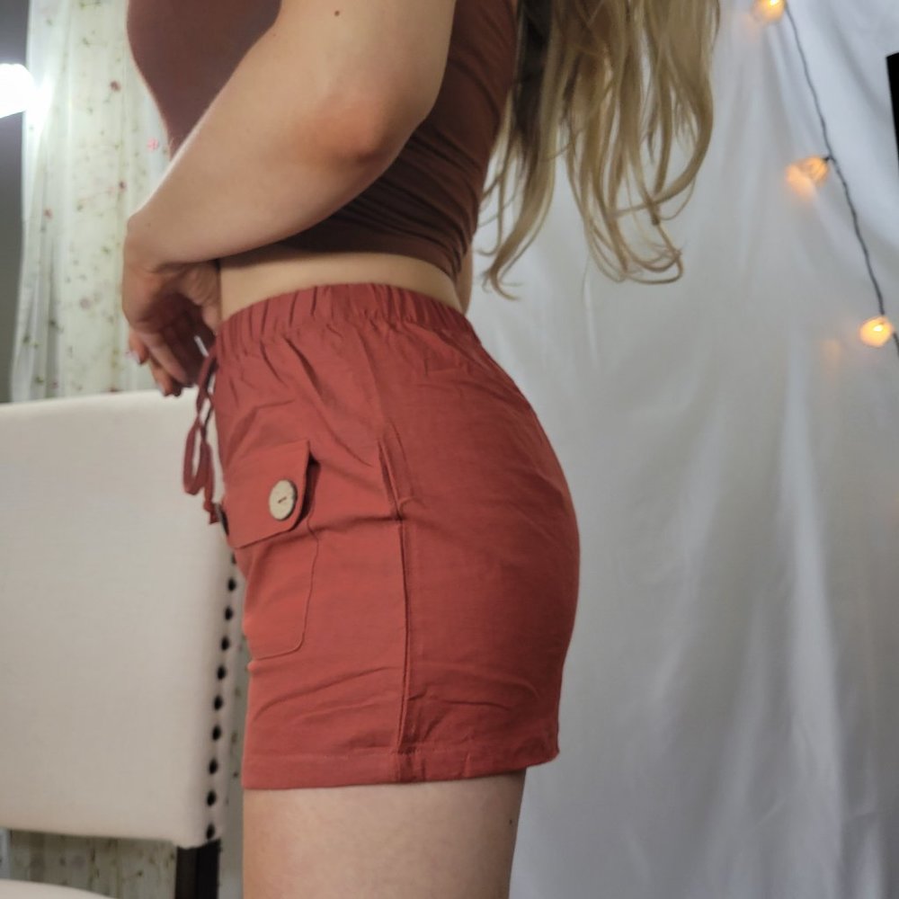 Rust Shorts - Picture 2 of 3